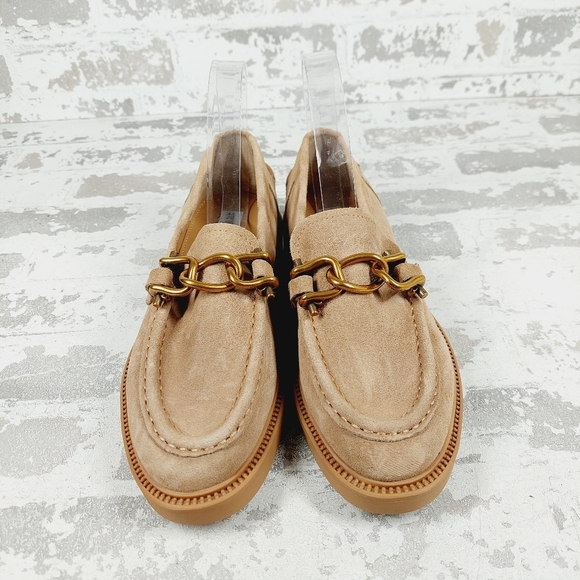 New Steve Madden Karmine Gleaming Tan Suede Goldtone Hardware Loafer W936 - Picture 3 of 12